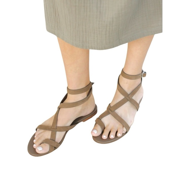 Jenni Kayne Shoes - JENNI KAYNE | Oiled Leather Strappy Flat Leather Sandals